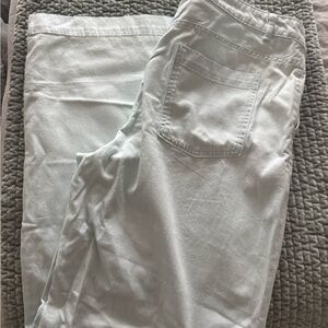NWT - Never Worn Vince women’s wife leg trouser pants